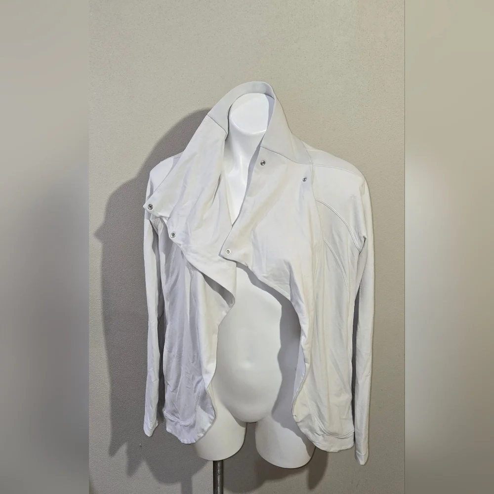 Lululemon Rulu Rally Wrap Size 8 Women's
